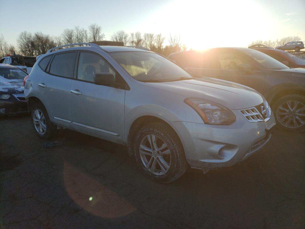 2015 Nissan Rogue - Image 4