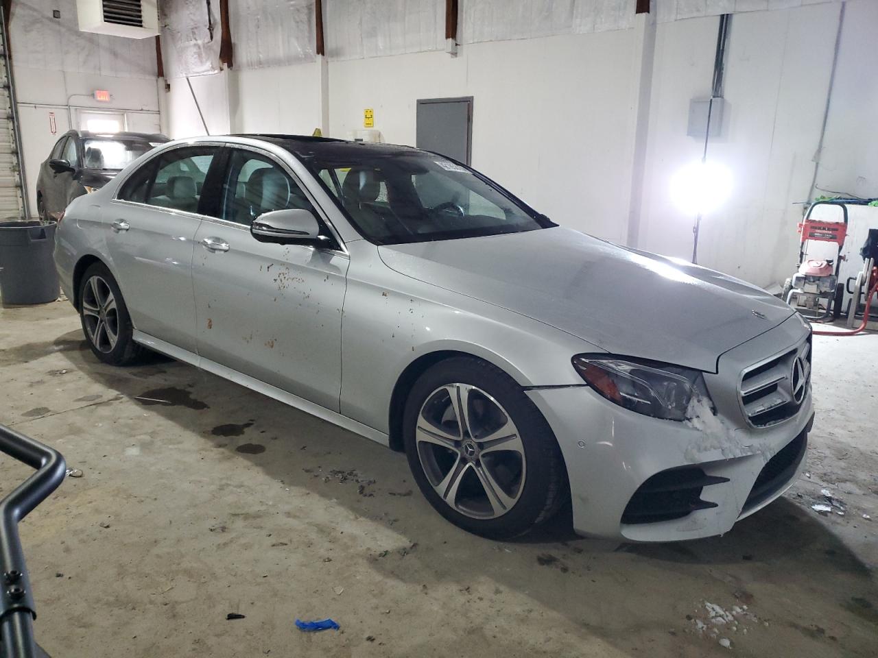 2019 Mercedes-Benz E-klasse - Image 4