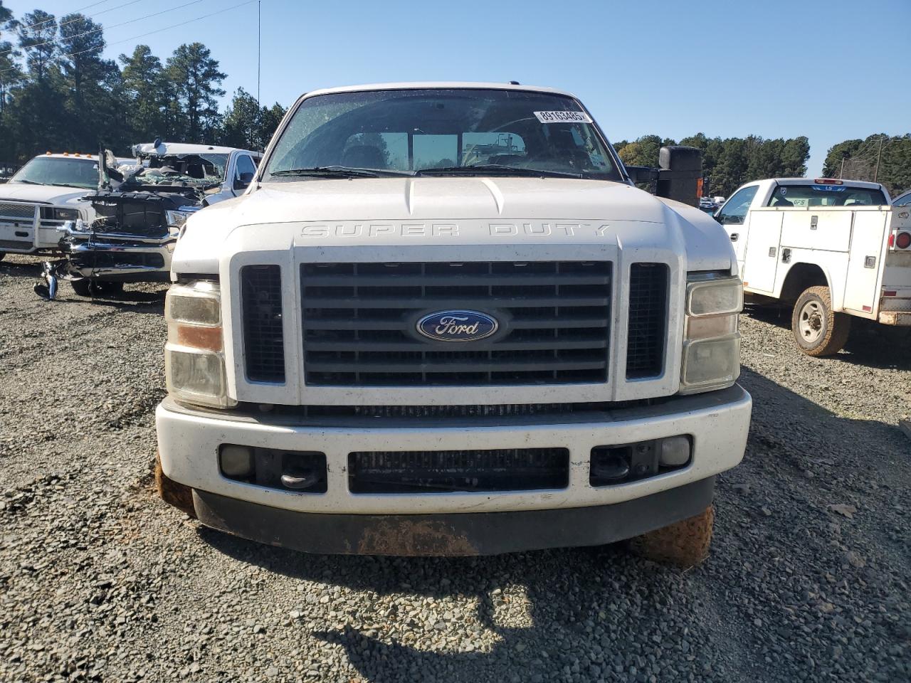 2010 Ford F350 - Image 5