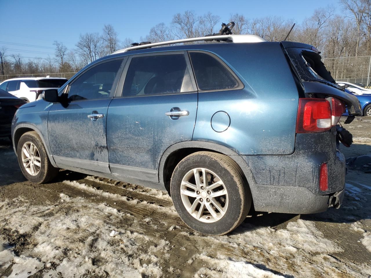 2014 Kia Sorento - Image 2