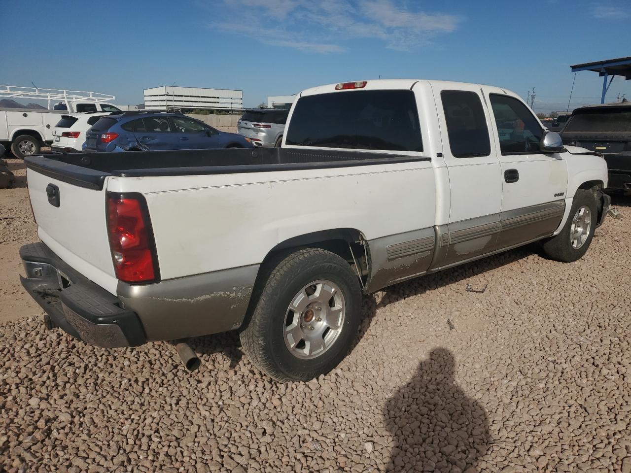 2001 Chevrolet Silverado - Image 3