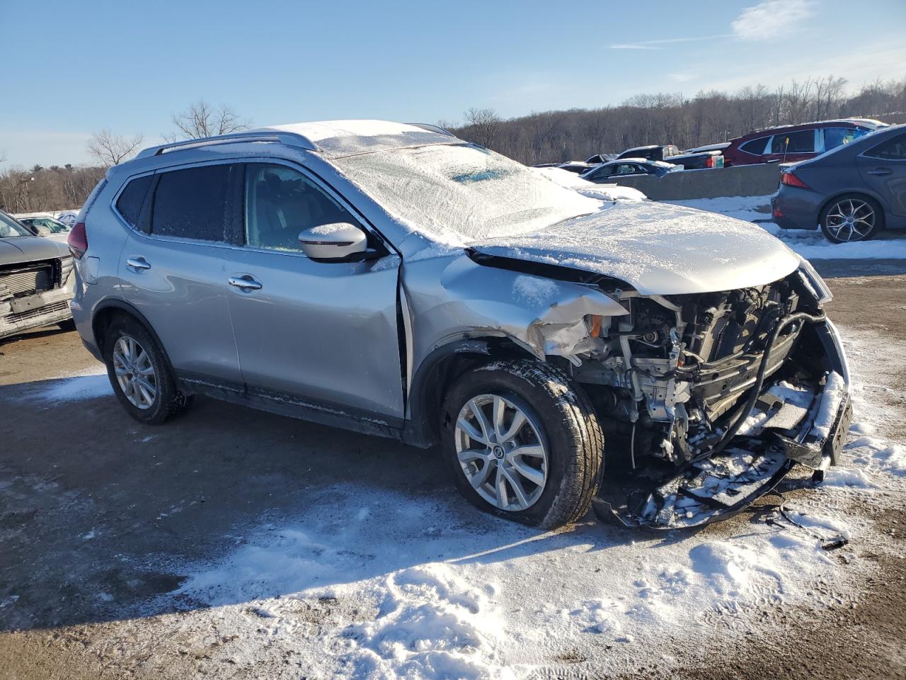 2017 Nissan Rogue - Image 4