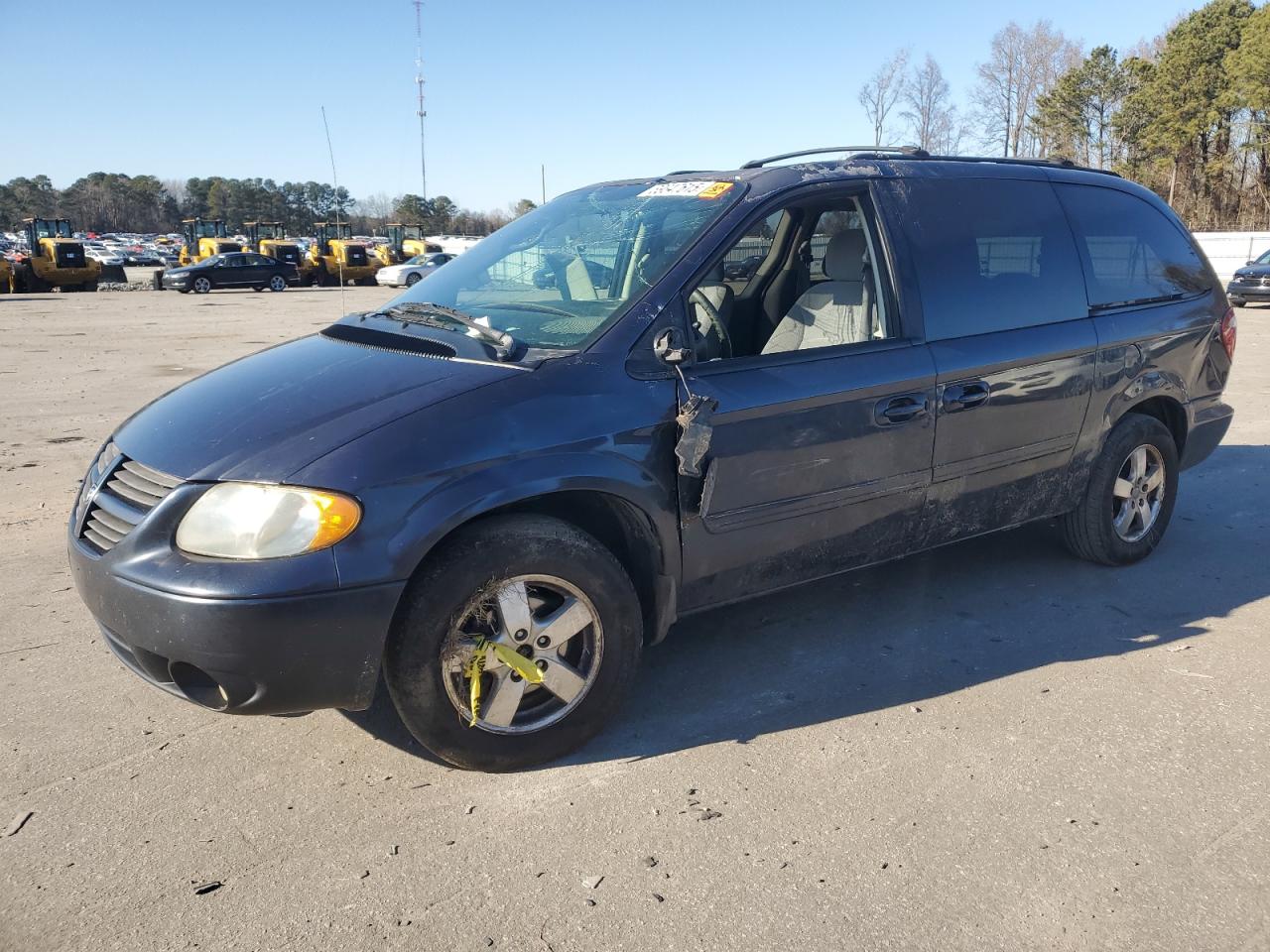 2007 Dodge Caravan - Image 1