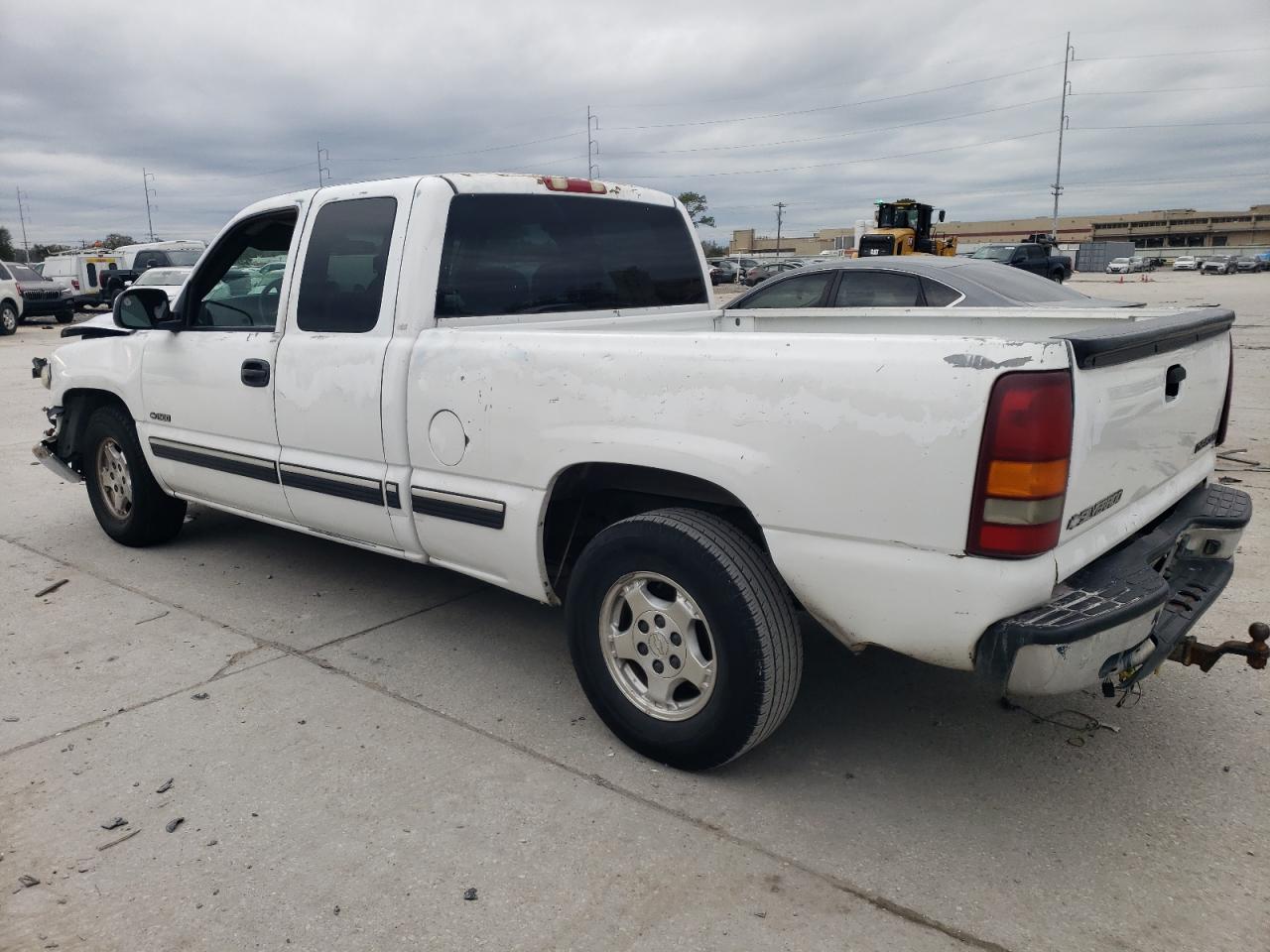 2002 Chevrolet Silverado - Image 2