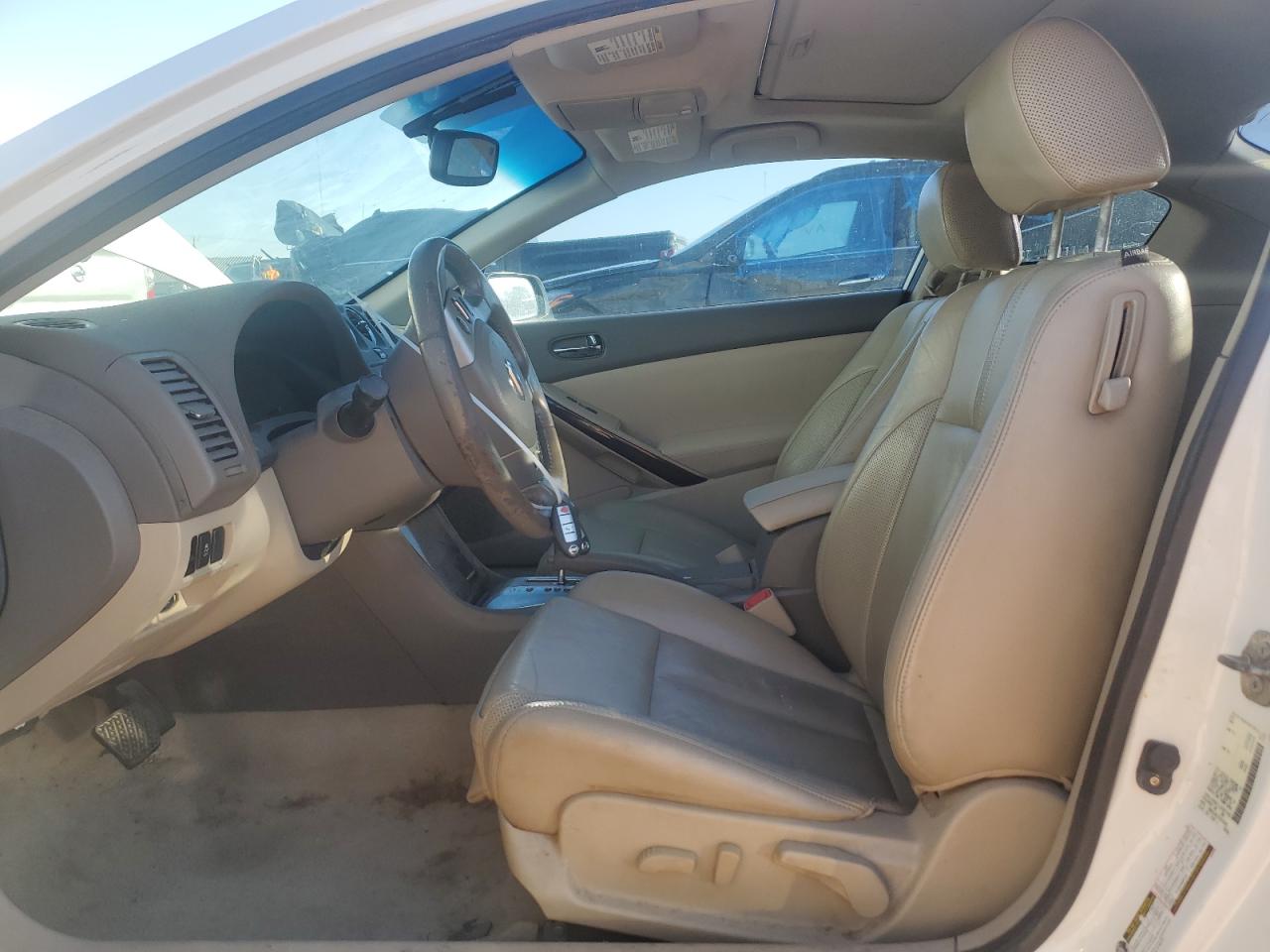 2012 Nissan Altima - Image 7