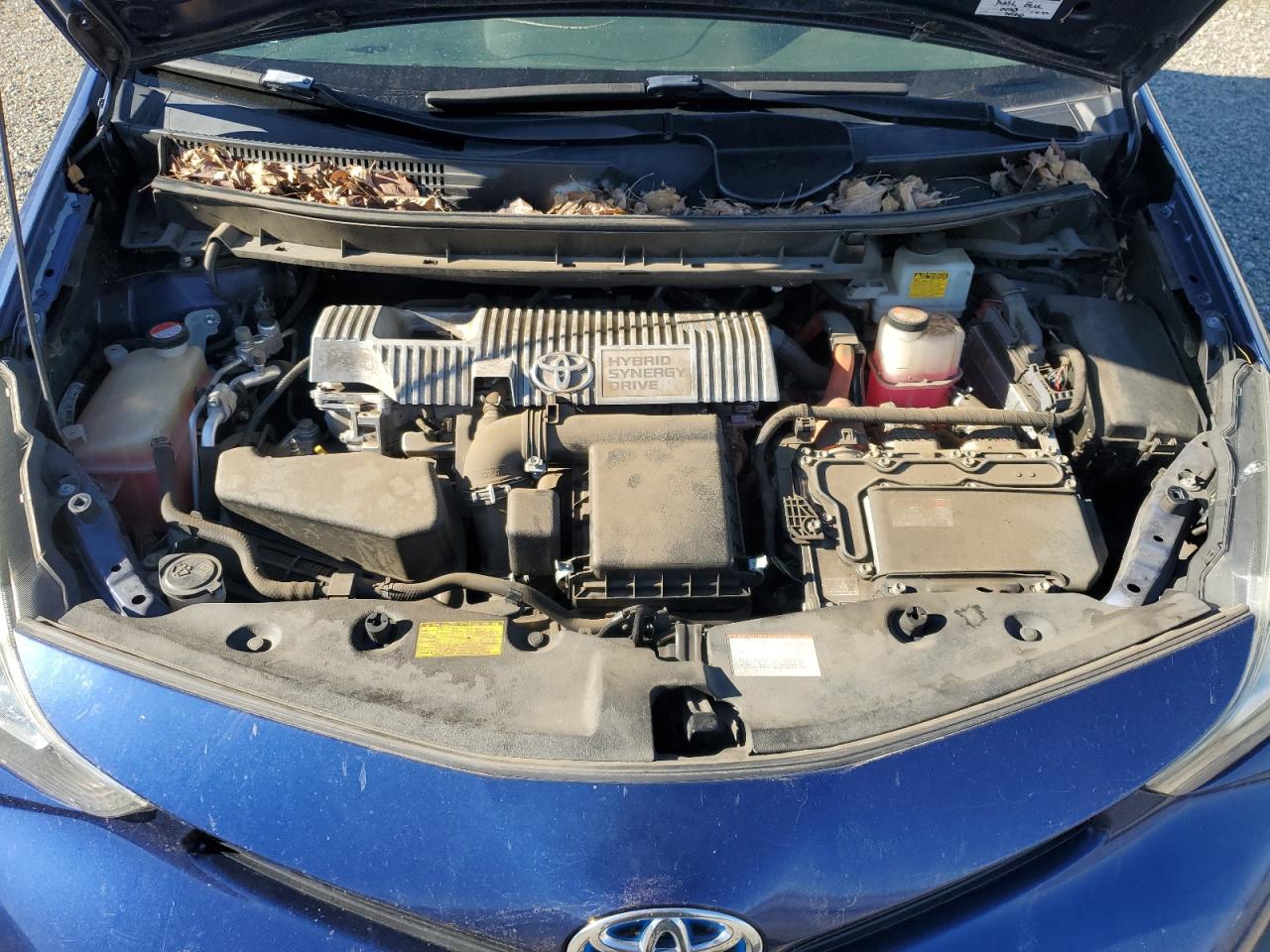 2015 Toyota Prius - Image 11