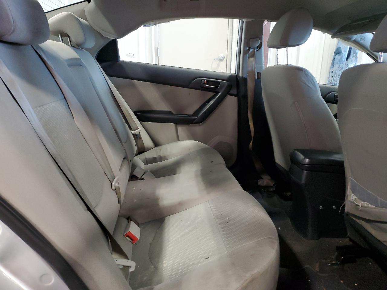2010 Kia Forte - Image 10