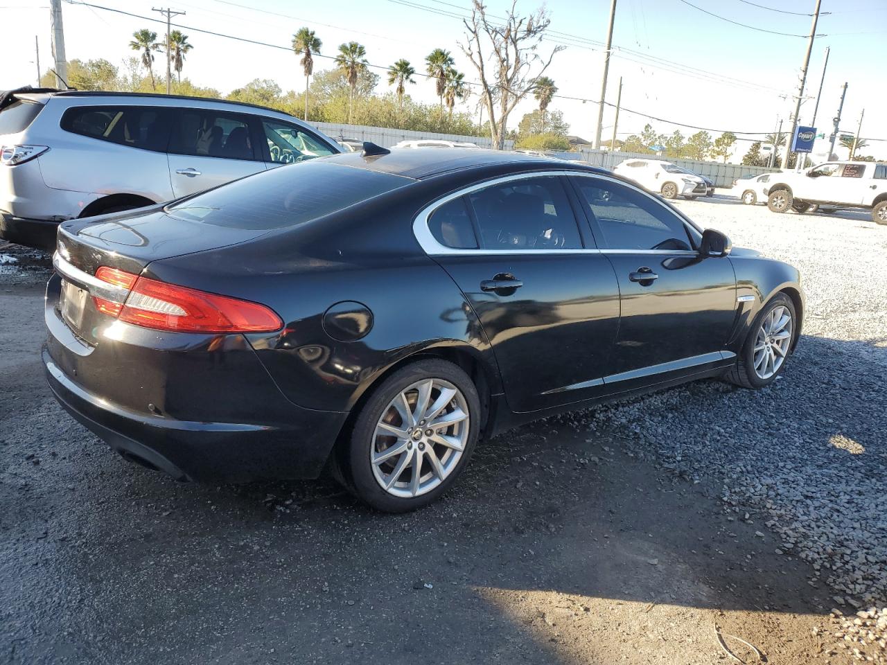 2013 Jaguar XF - Image 3