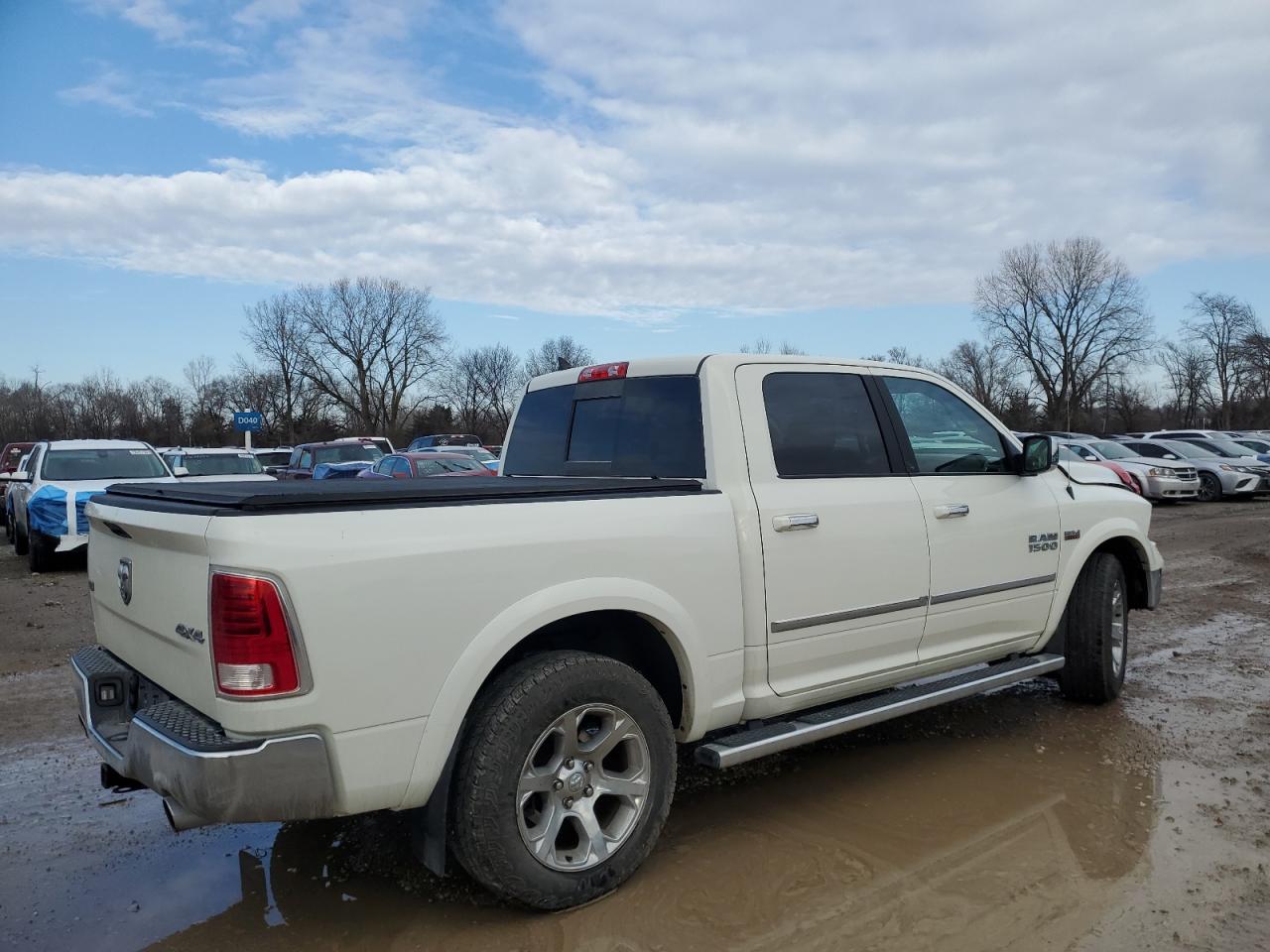 2017 RAM 1500 - Image 3
