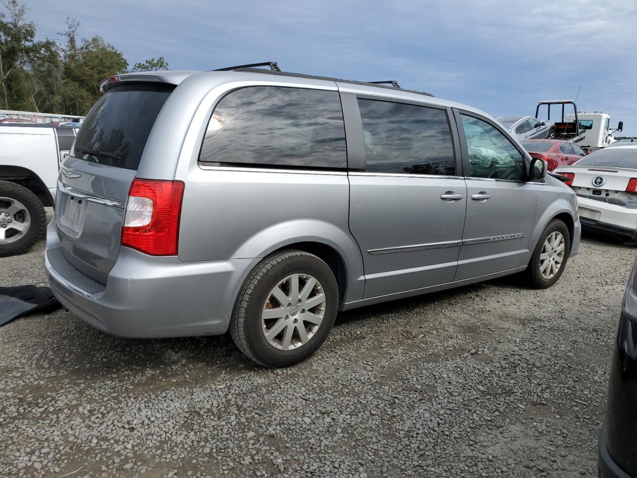 VIN 2C4RC1BG6GR187677 2016 CHRYSLER MINIVAN no.3