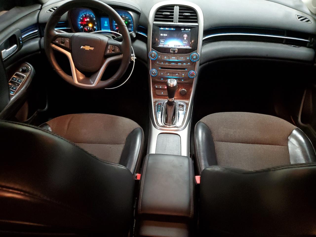 2013 Chevrolet Malibu - Image 8