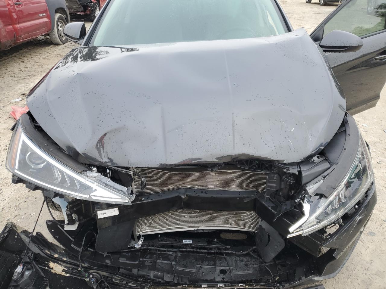 2020 Hyundai Elantra - Image 11