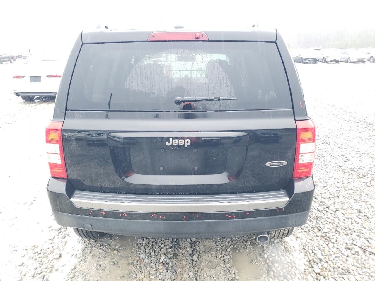 2016 Jeep Liberty (Patriot) - Image 6