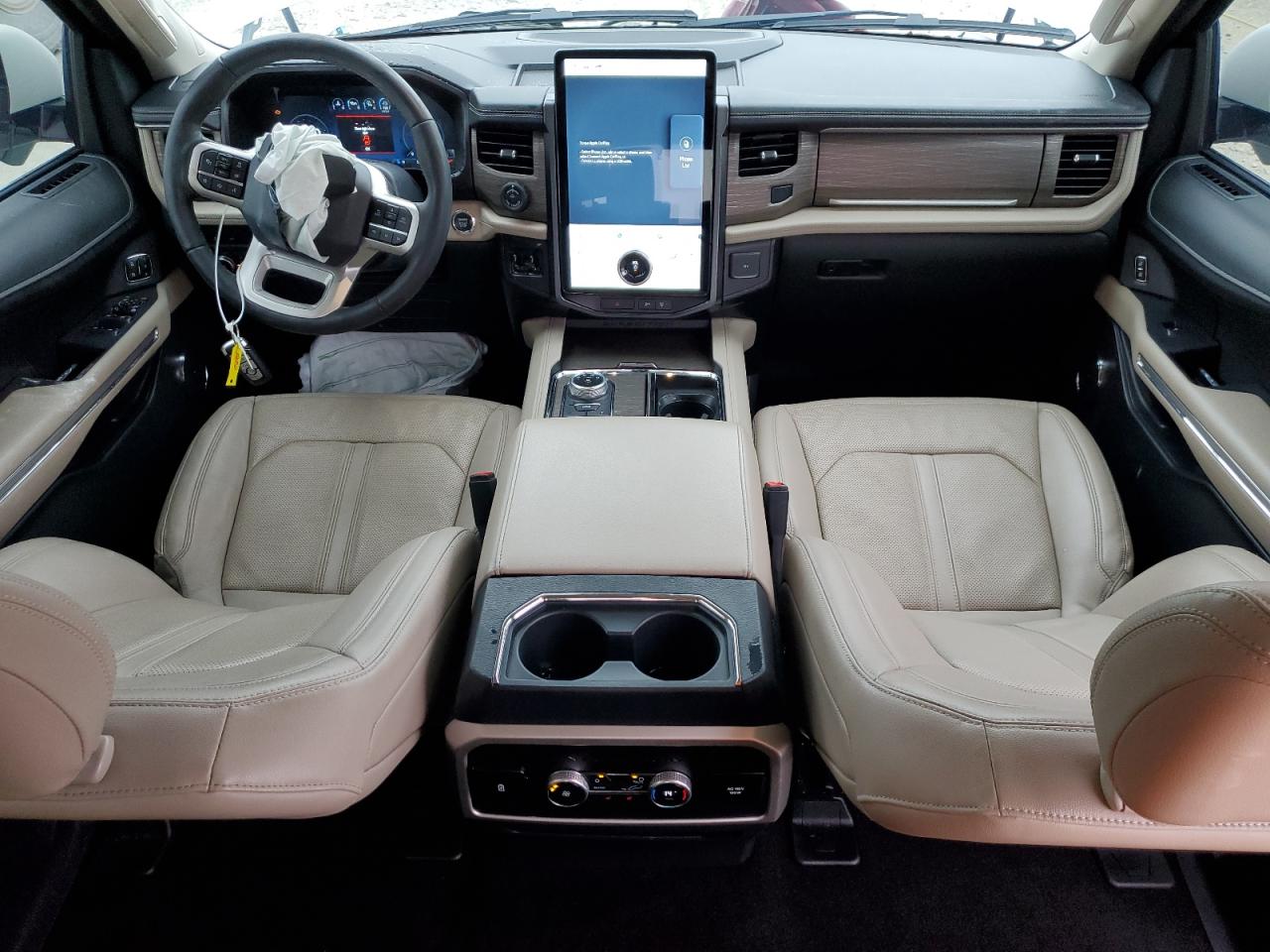 2022 Ford Expedition - Image 8