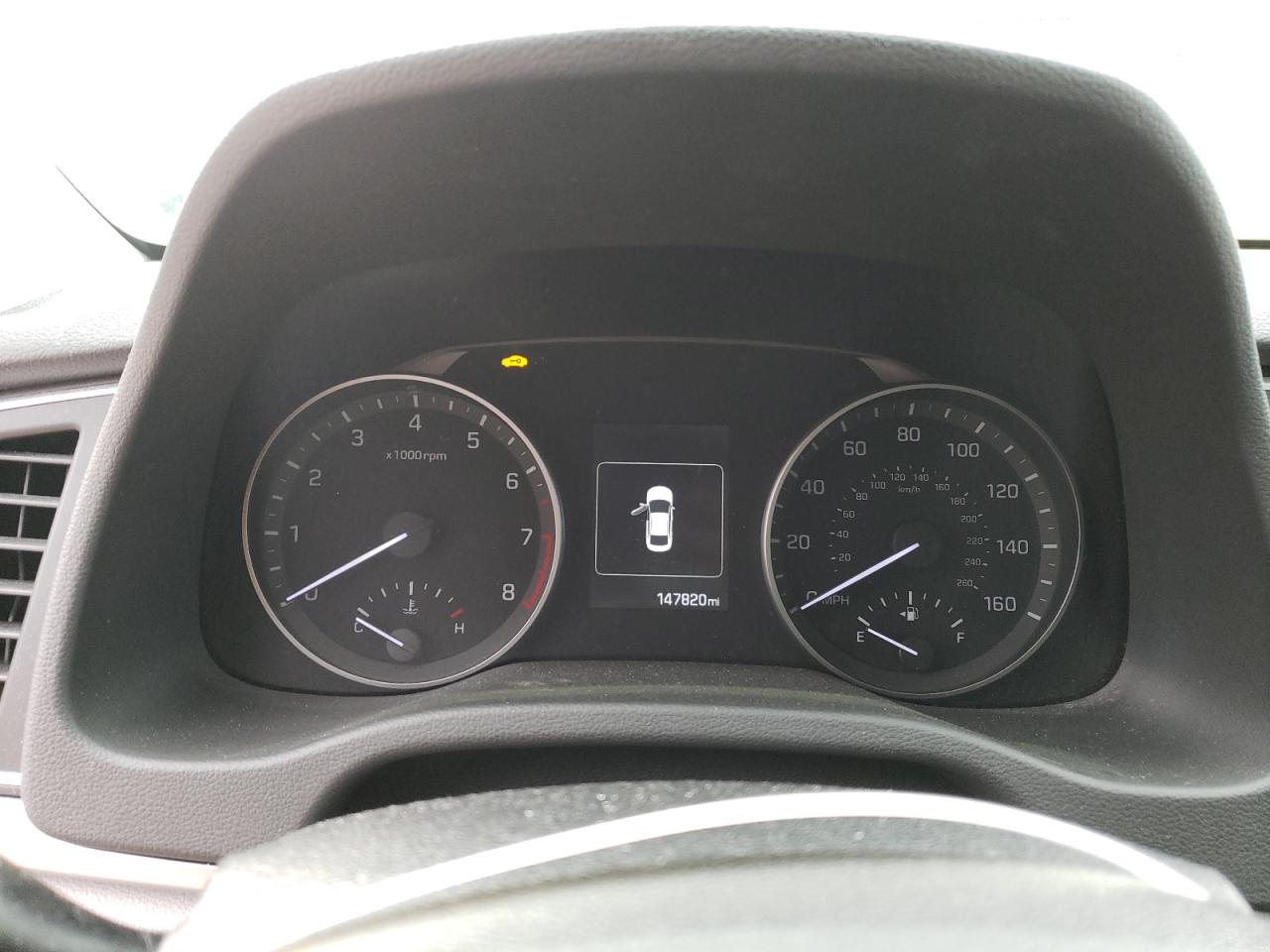 2018 Hyundai Elantra - Image 9
