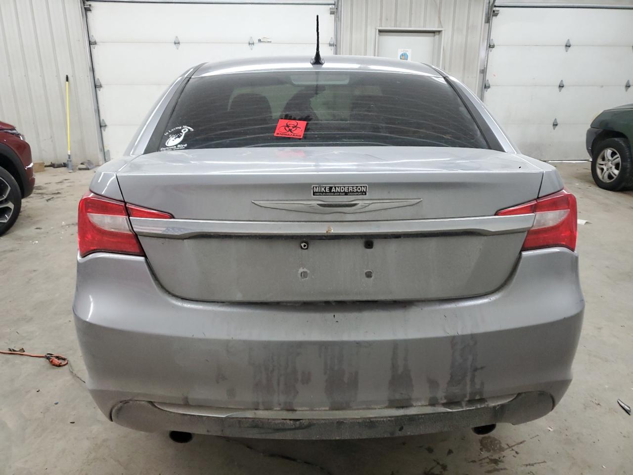 2013 Chrysler 200 - Image 6