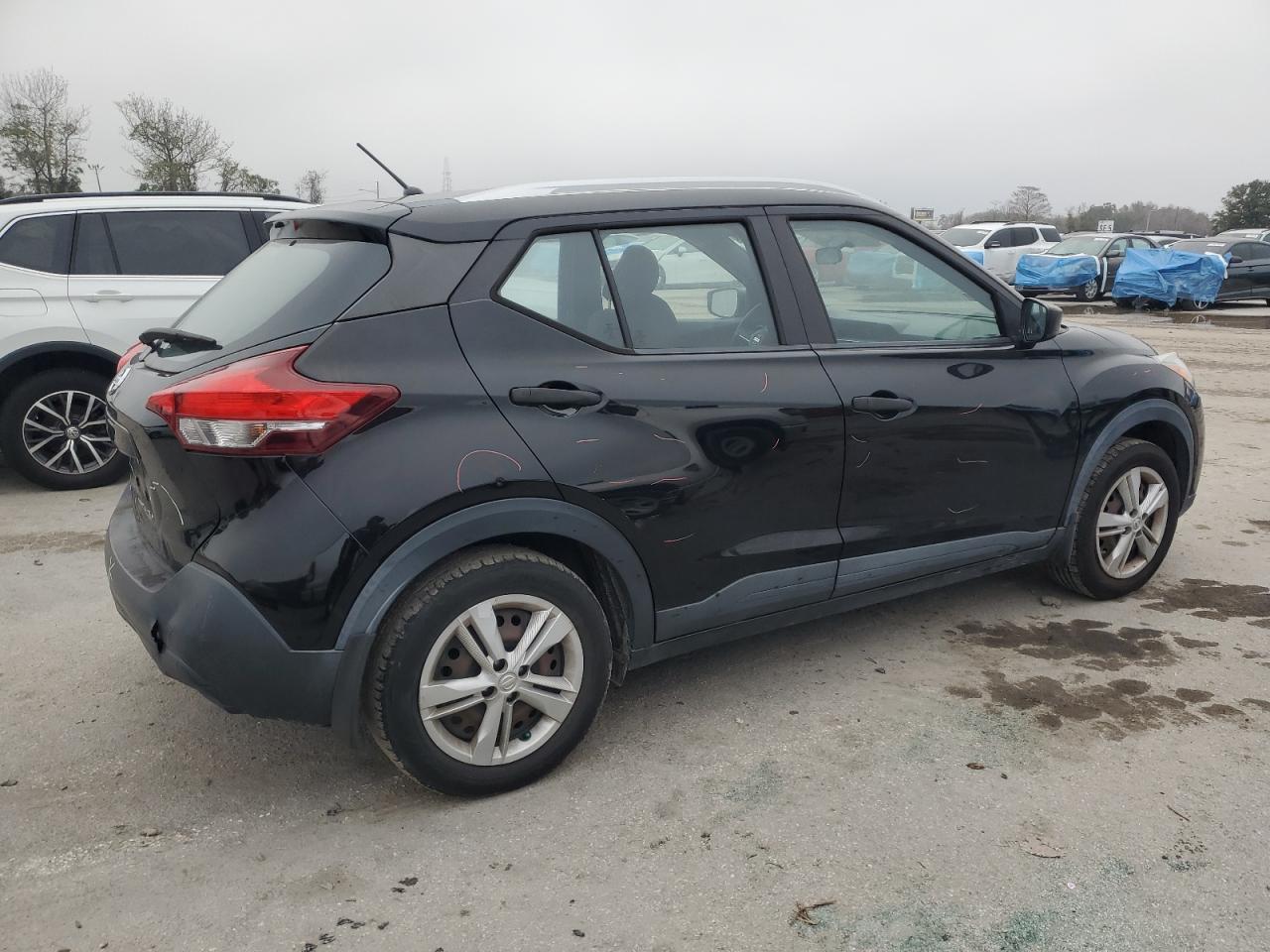 2019 Nissan Kicks - Image 3