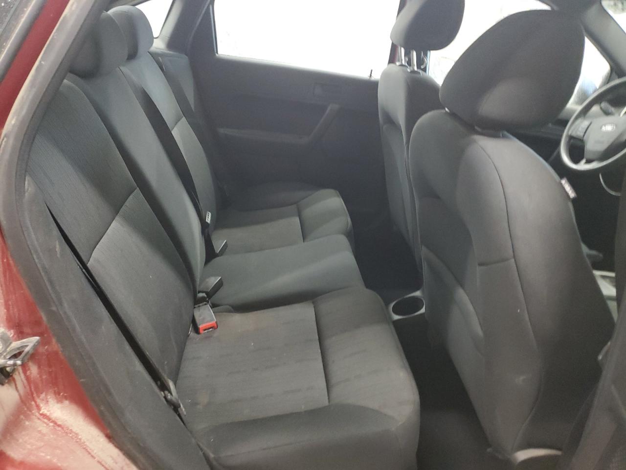 2010 Ford Focus - Image 10