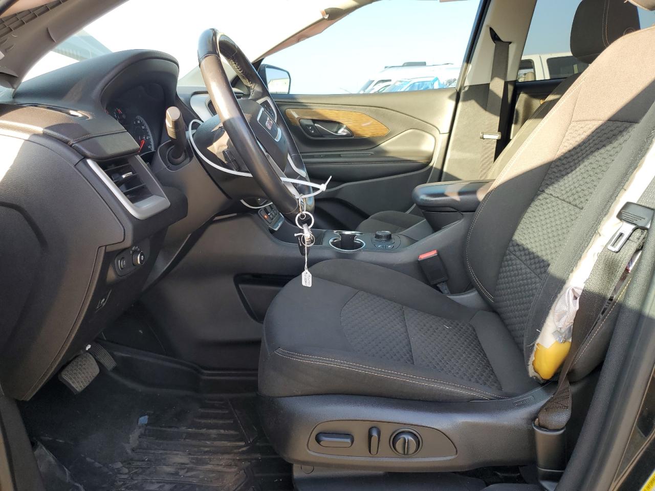2018 GMC Terrain - Image 7