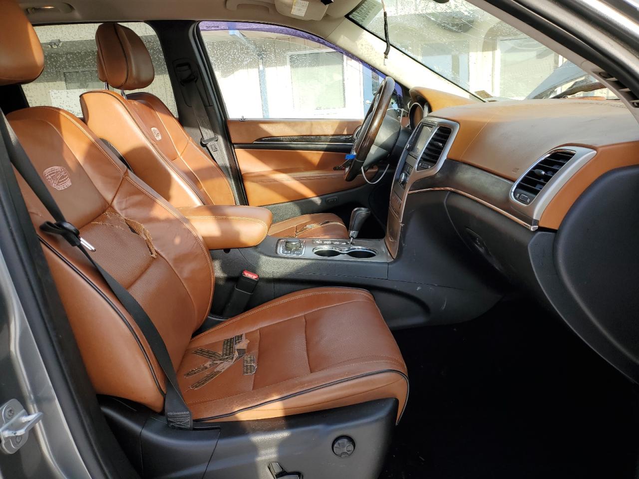 2012 Jeep Grand Cherokee - Image 7