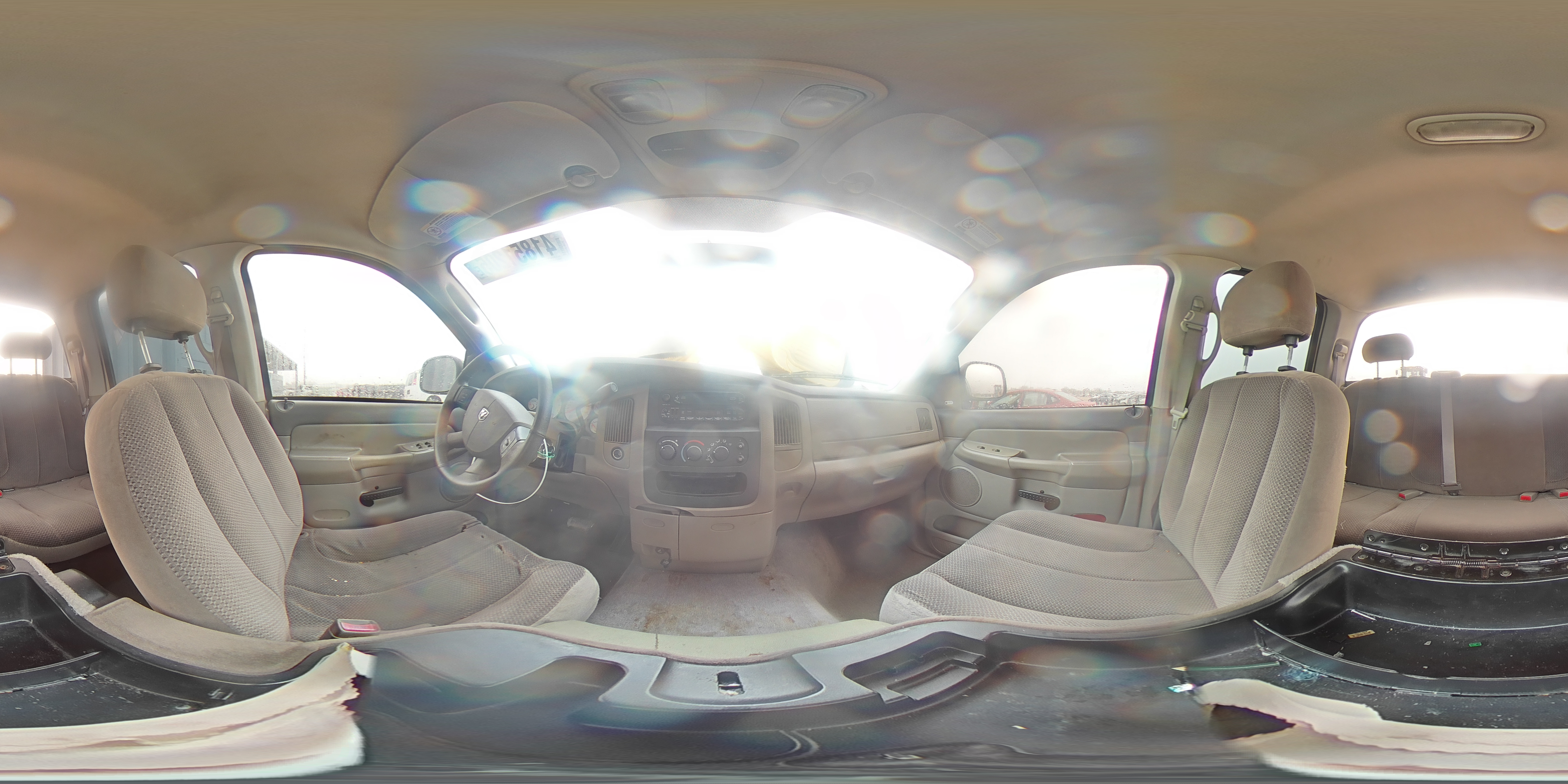 2004 Dodge RAM - Image 13