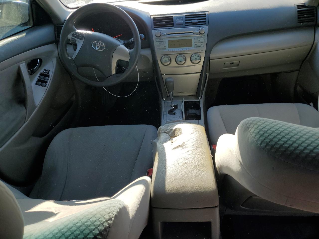 2009 Toyota Camry - Image 8