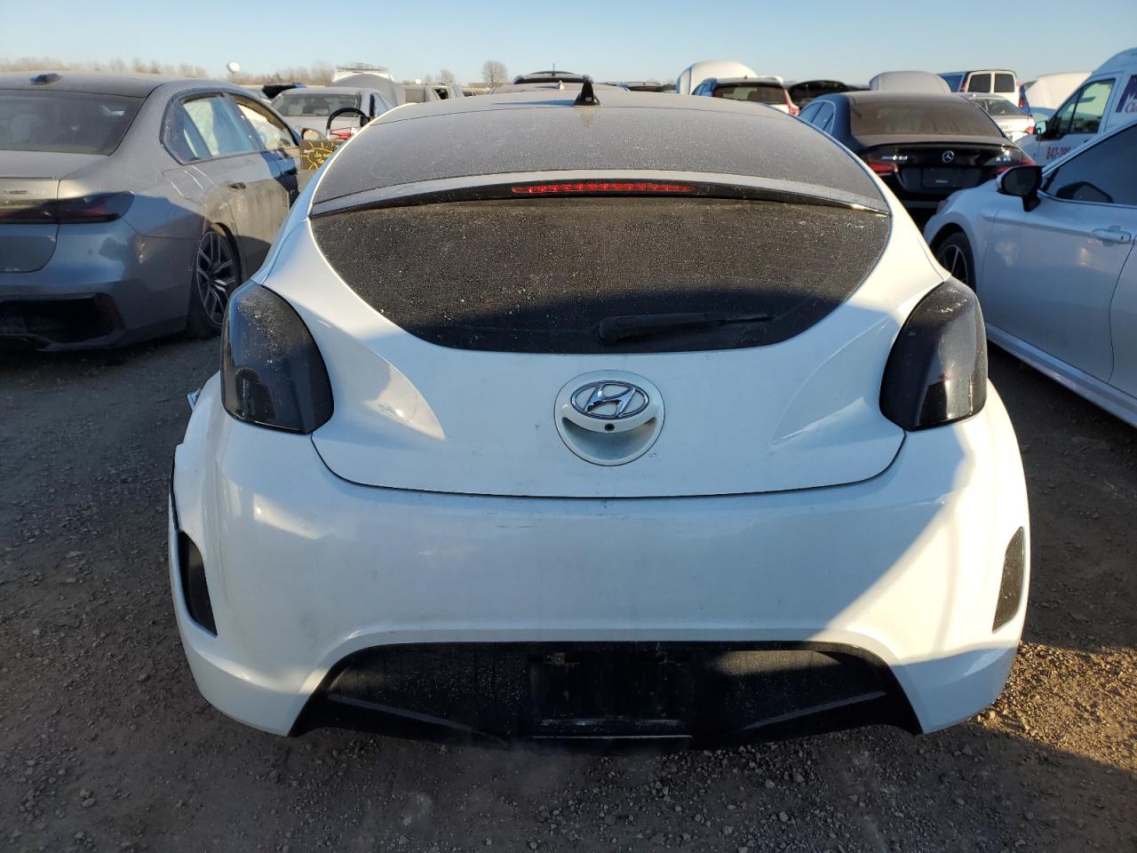2014 Hyundai Veloster - Image 6