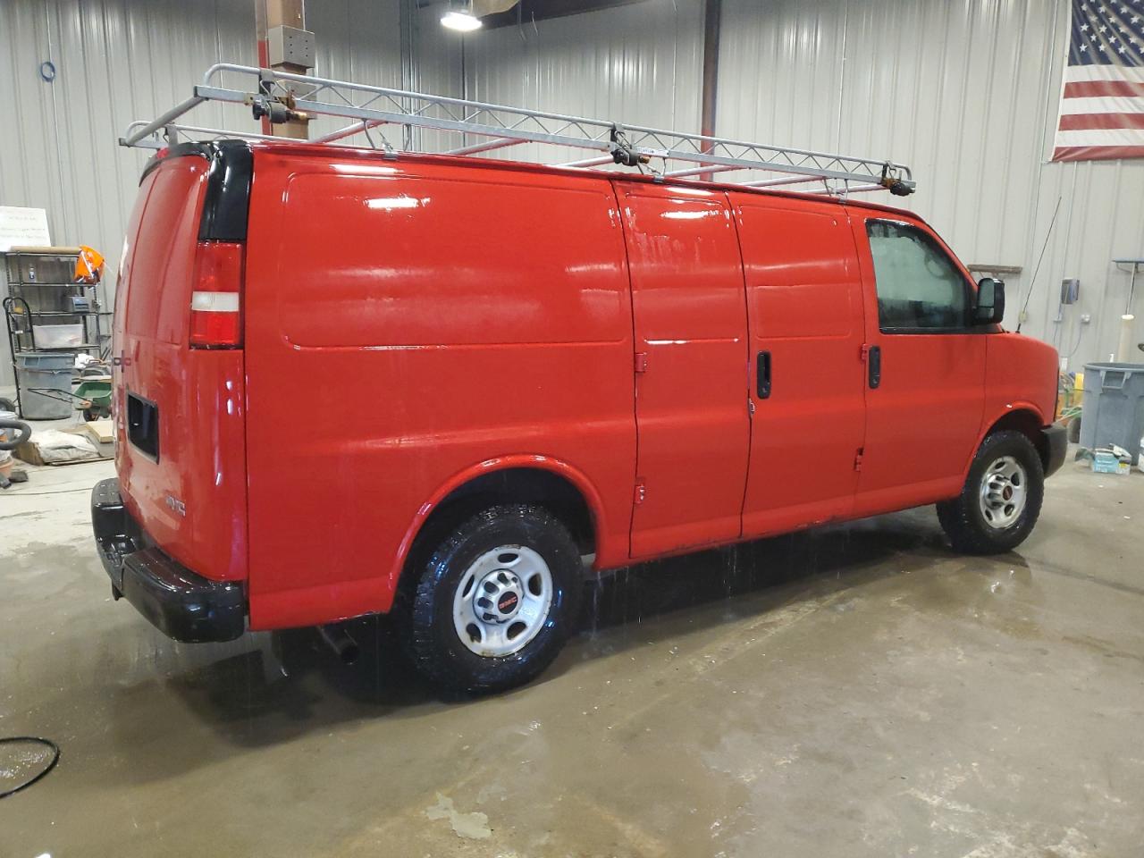 2014 GMC Savana - Image 3