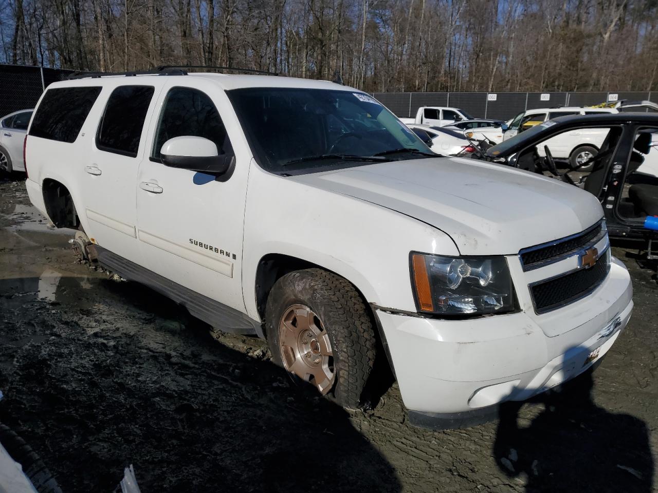 2009 Chevrolet Suburban - Image 4