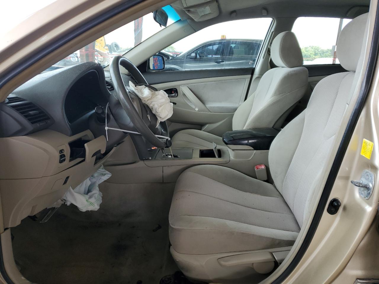 2011 Toyota Camry - Image 7