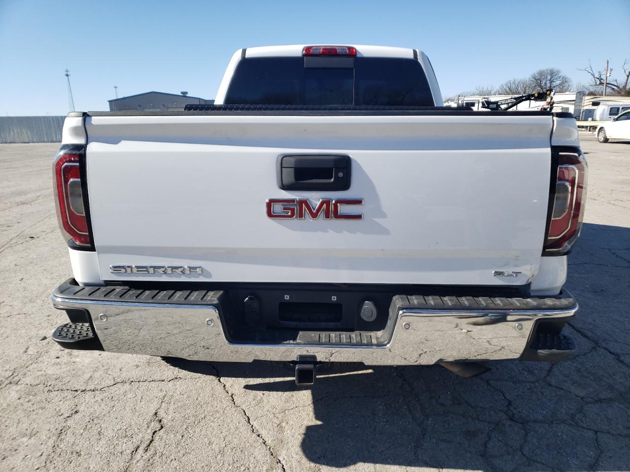 2018 GMC Sierra - Image 6