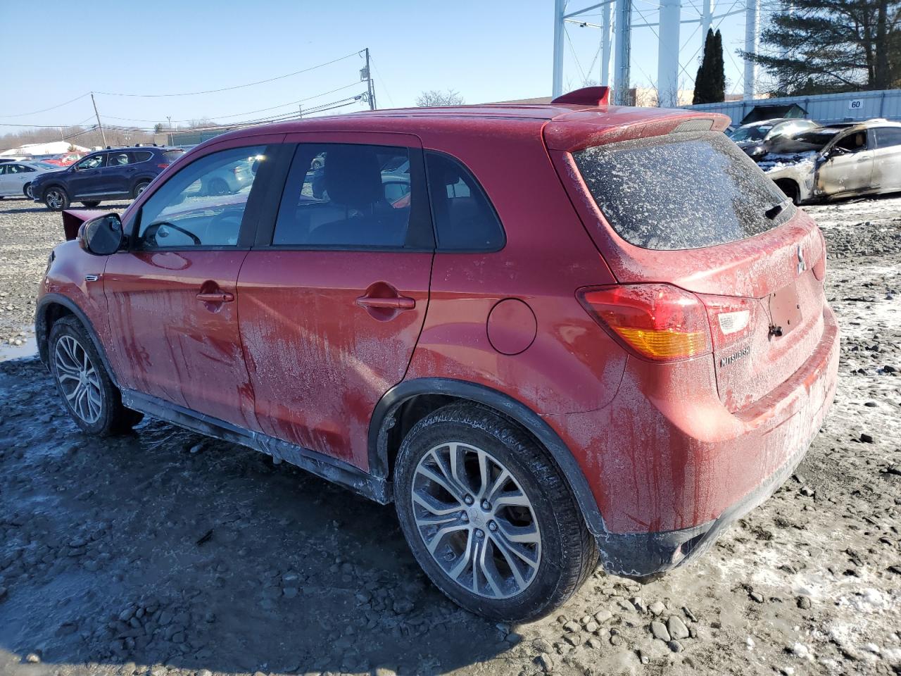 2017 Mitsubishi Outlander - Image 2