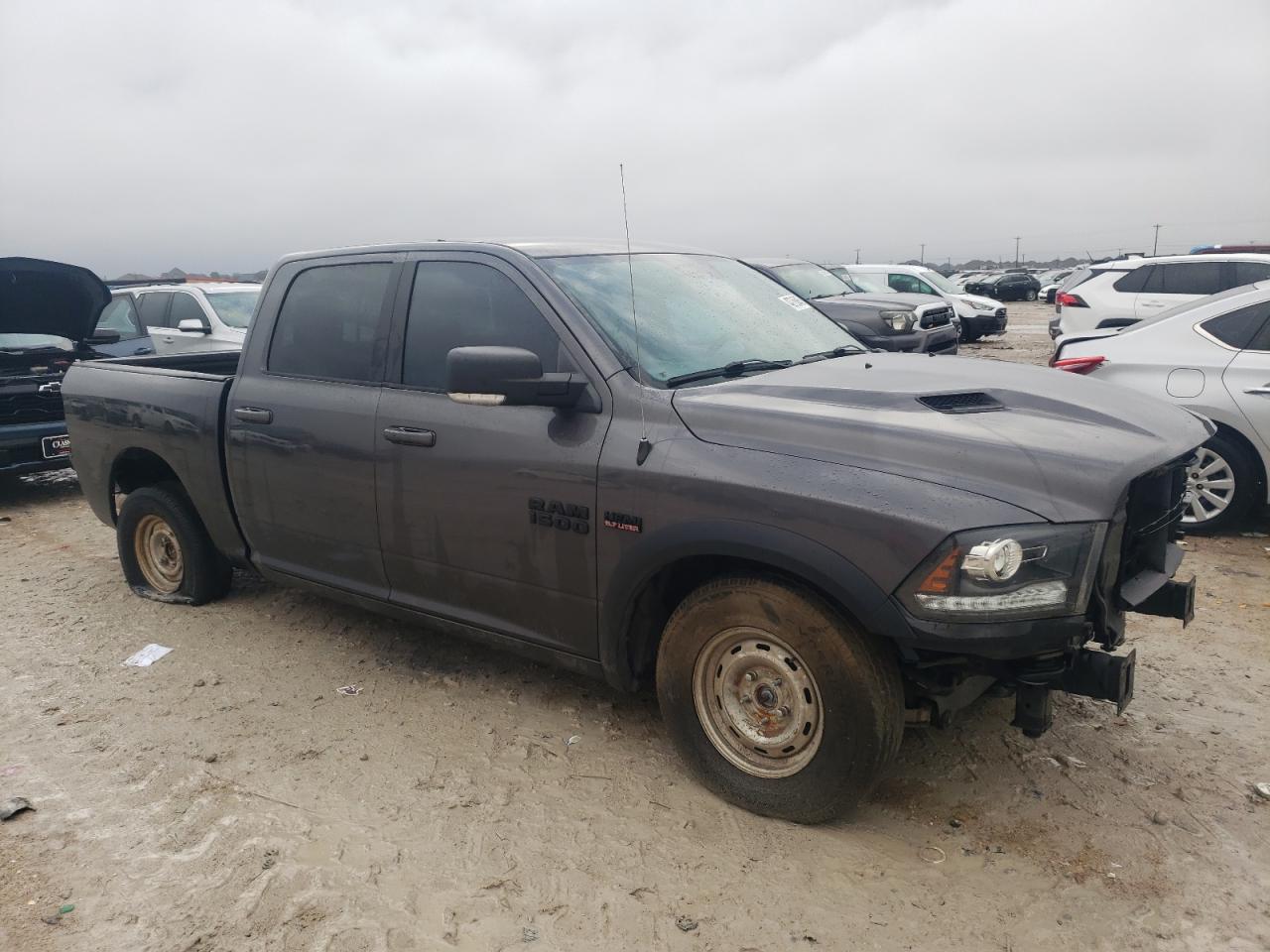 2018 RAM 1500 - Image 4
