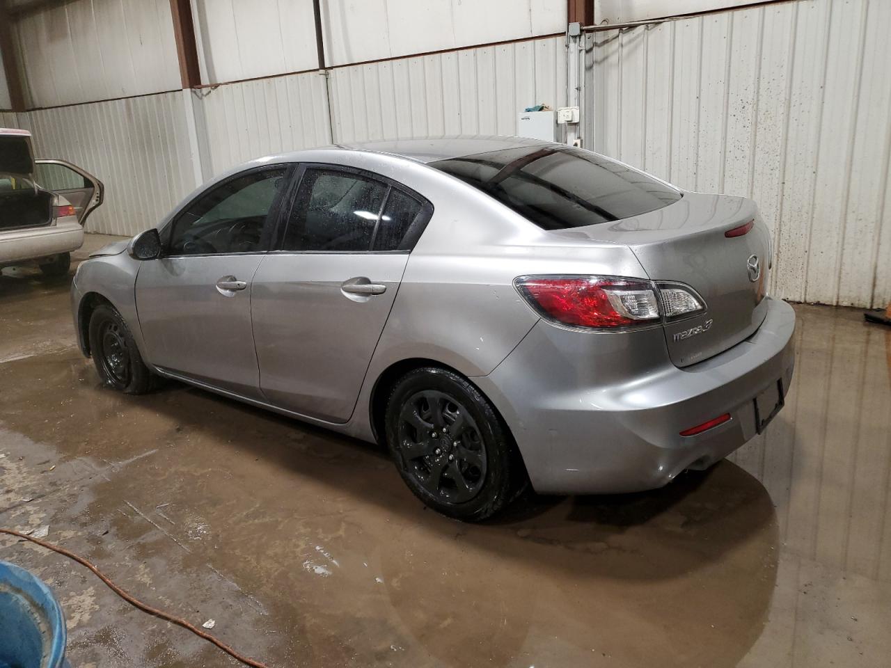 2012 Mazda 3 - Image 2