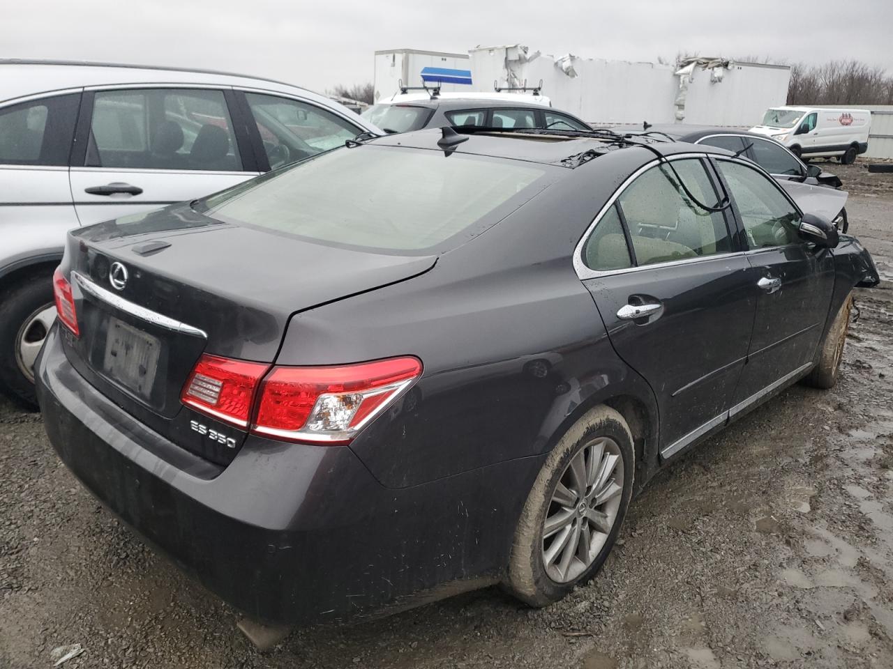 2012 Lexus ES - Image 3