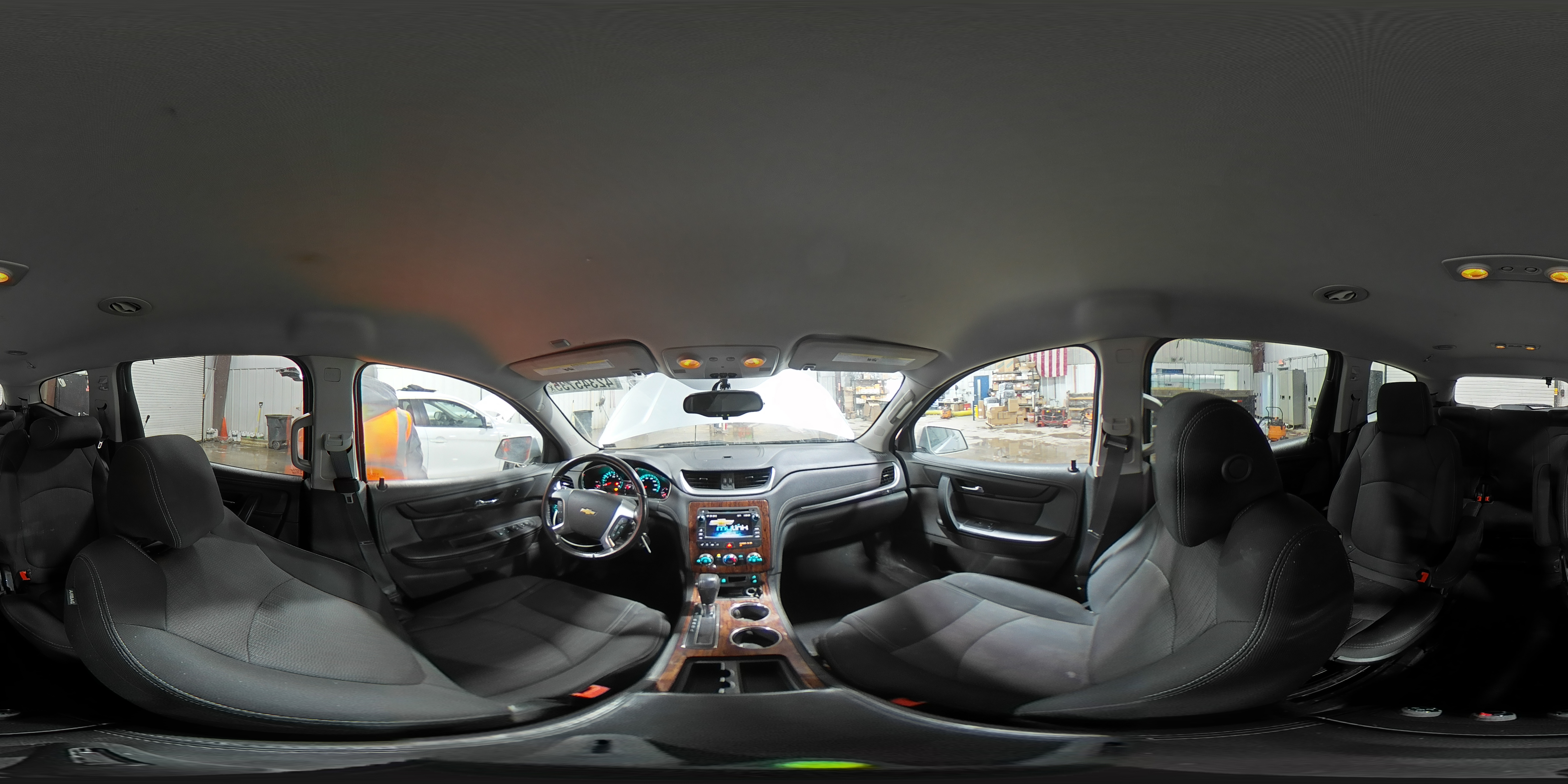 2014 Chevrolet Traverse - Image 15