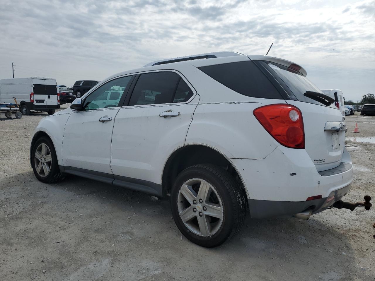 2015 Chevrolet Equinox - Image 2