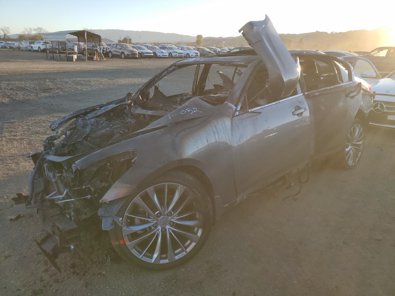 San Martin, CA에서 판매 중인 2010 Infiniti G37 Base - Burn