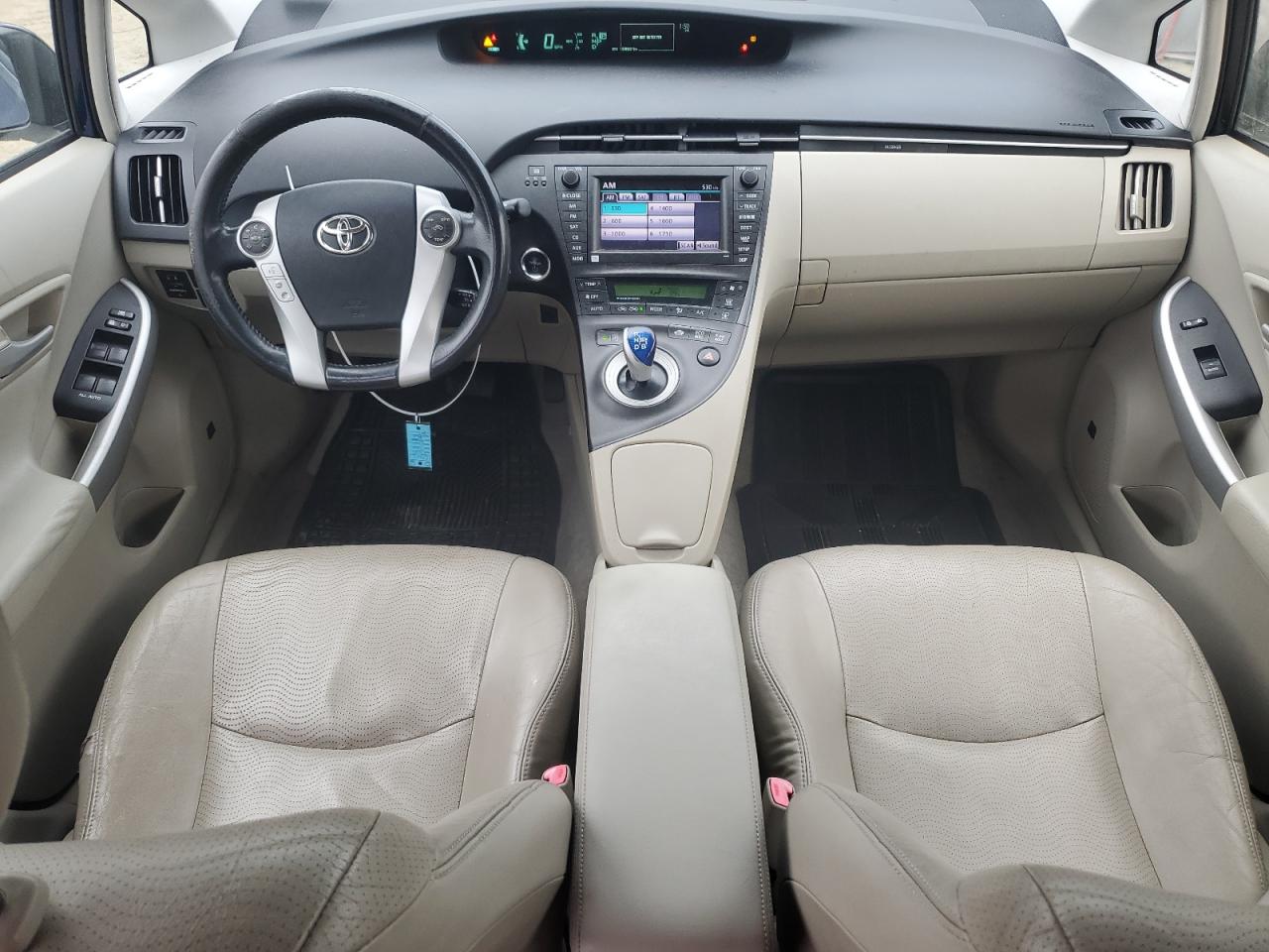 2010 Toyota Prius - Image 8