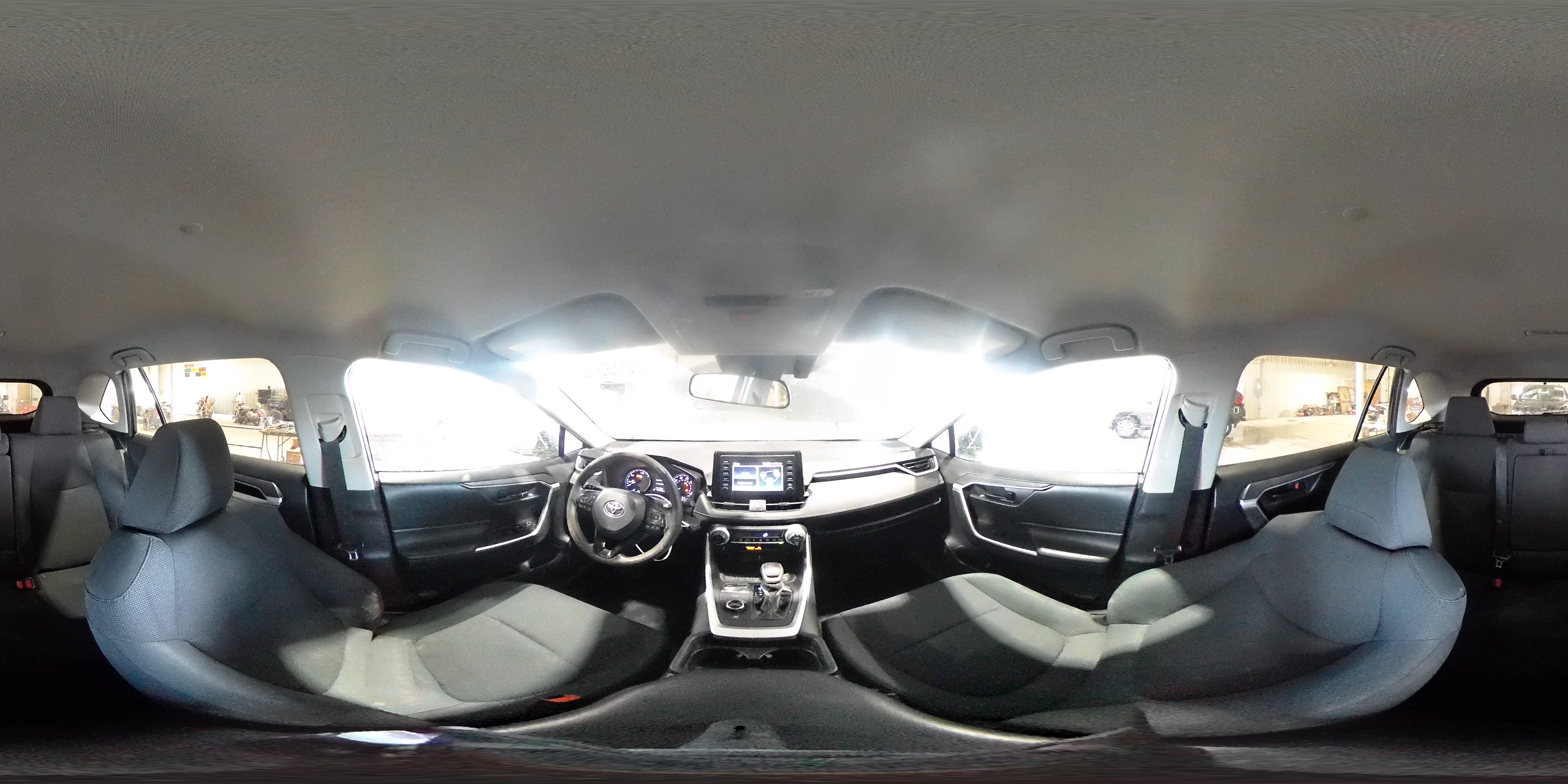 2019 Toyota RAV 4 - Image 15