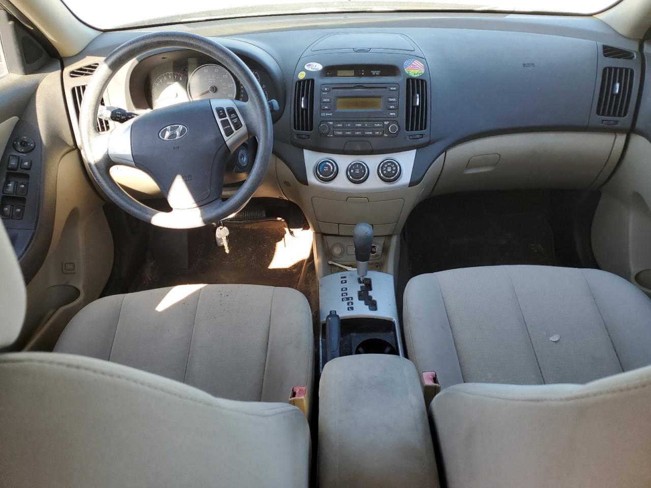 2008 Hyundai Elantra - Image 8
