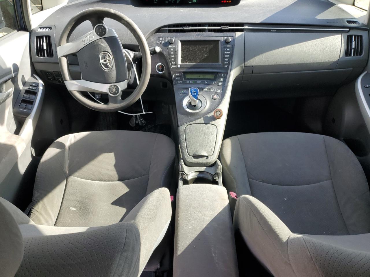 2010 Toyota Prius - Image 8