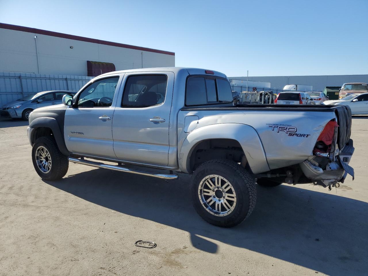 2005 Toyota Tacoma - Image 2