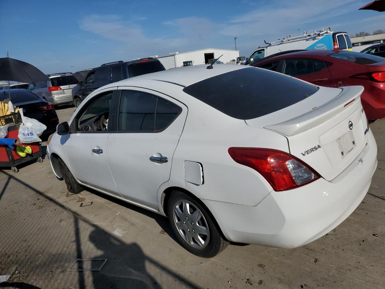 VIN 3N1CN7AP7DL830215 2013 NISSAN VERSA no.2