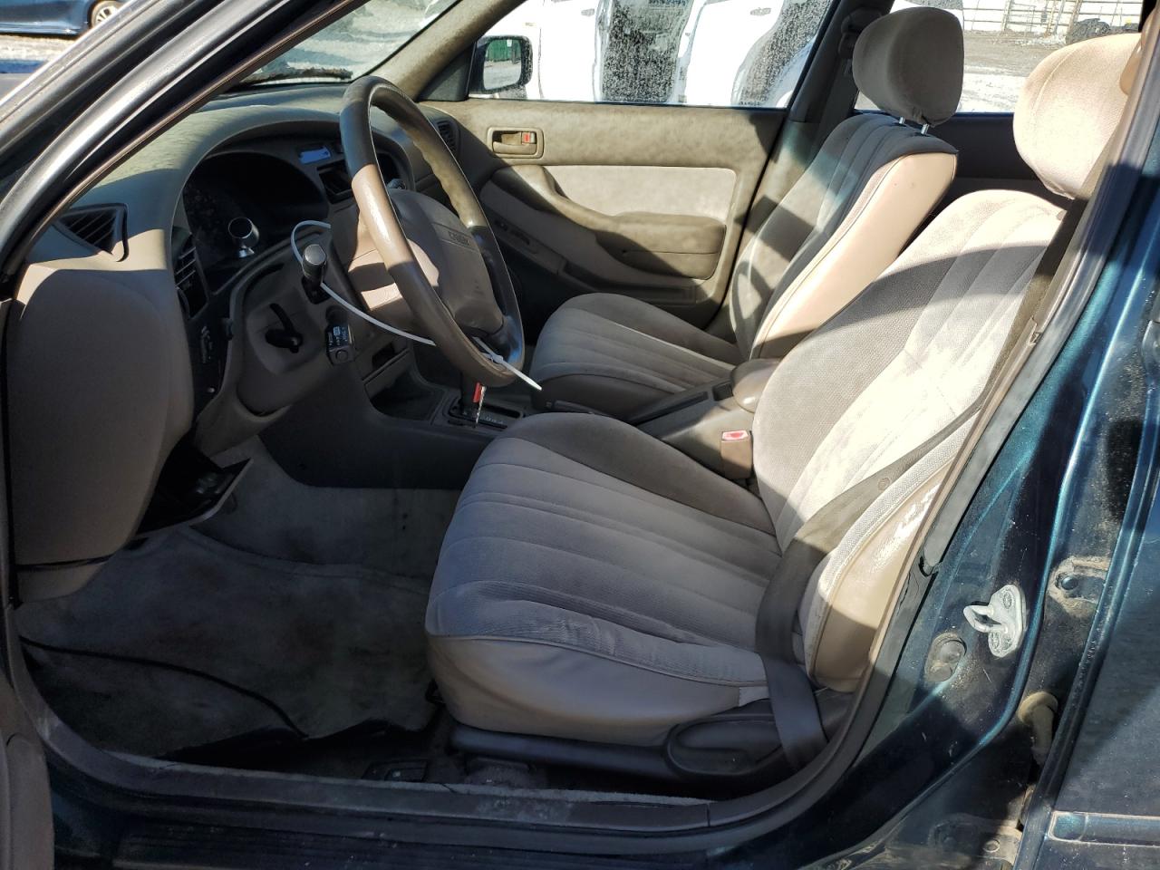 1996 Toyota Camry - Image 7
