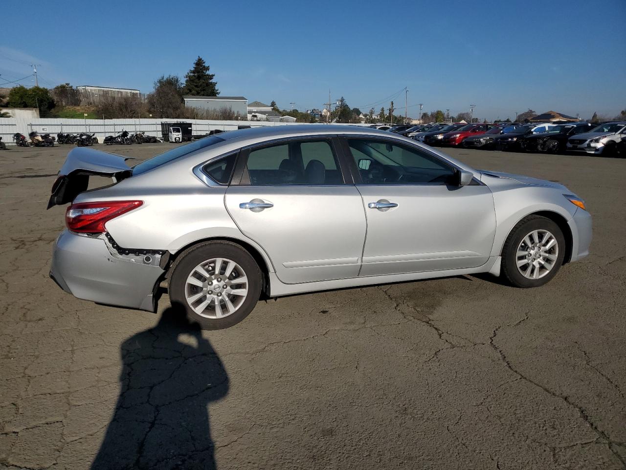 2016 Nissan Altima - Image 3