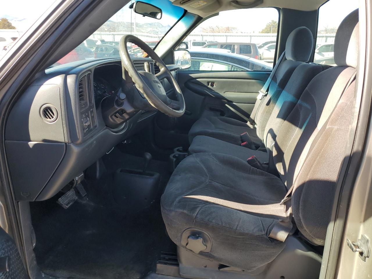 2002 GMC Sierra - Image 7