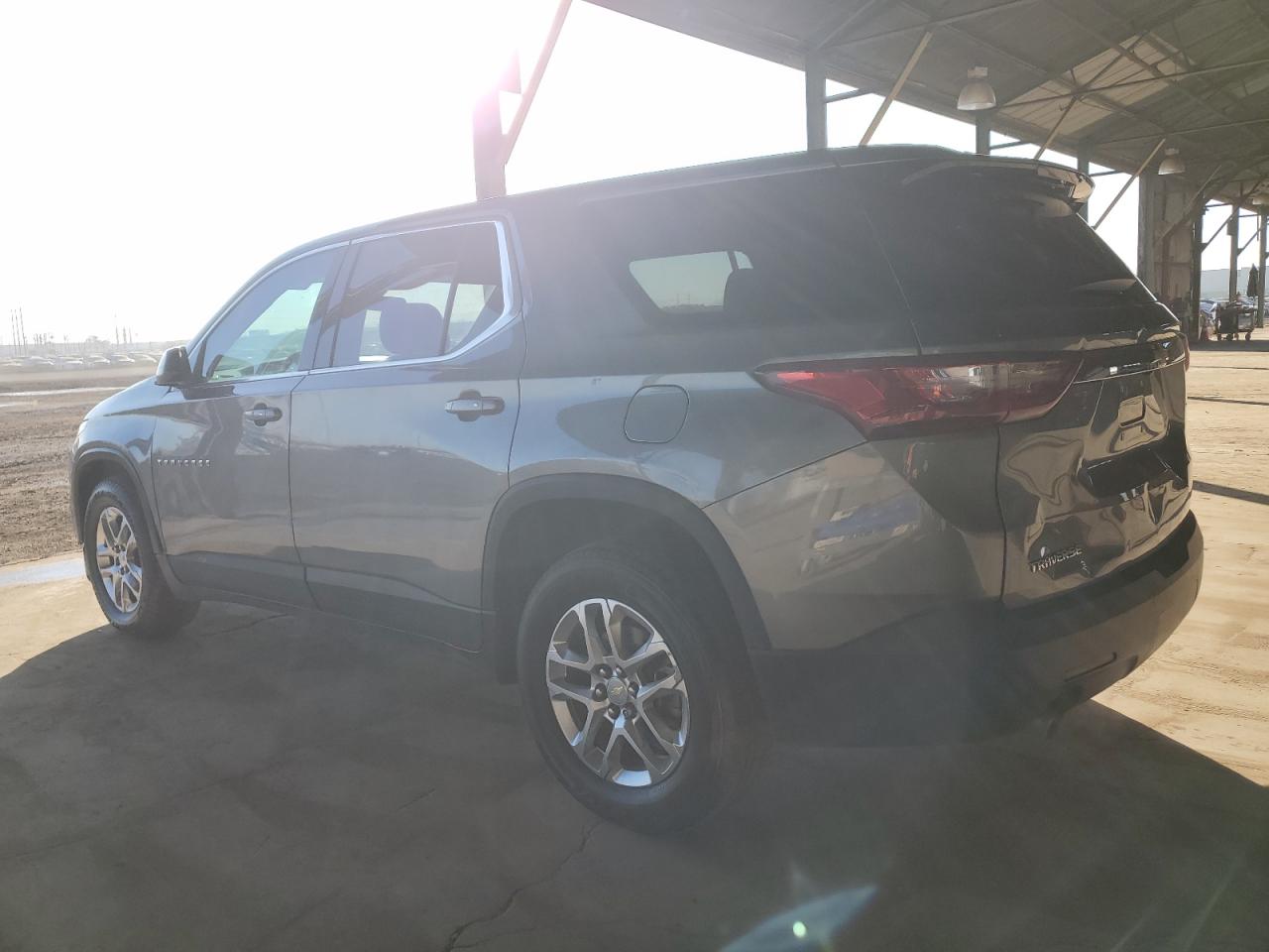 2018 Chevrolet Traverse - Image 2
