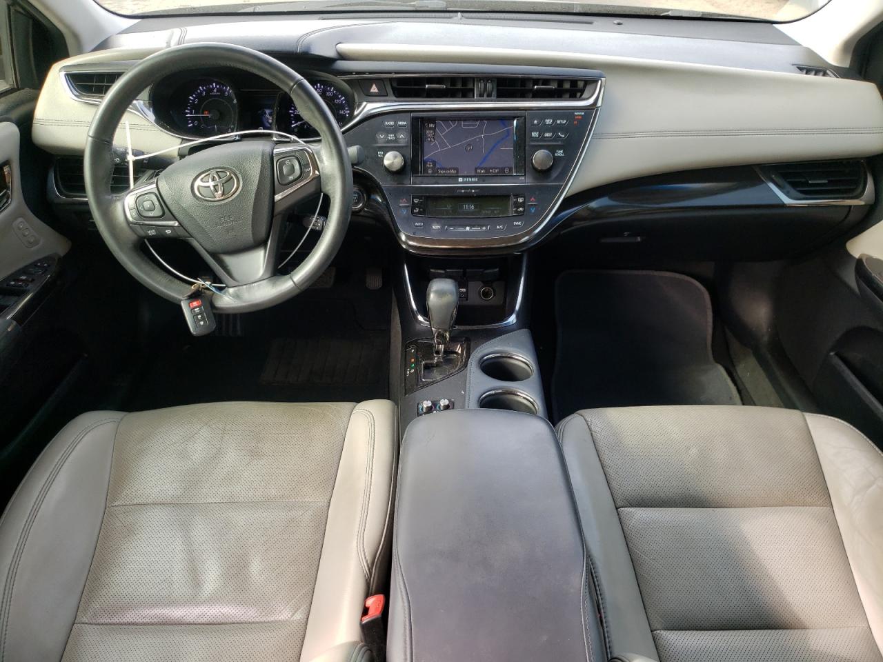 2013 Toyota Avalon - Image 8