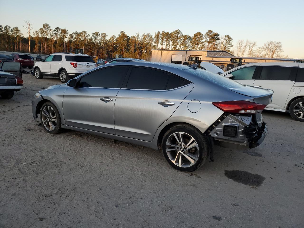 2017 Hyundai Elantra - Image 2